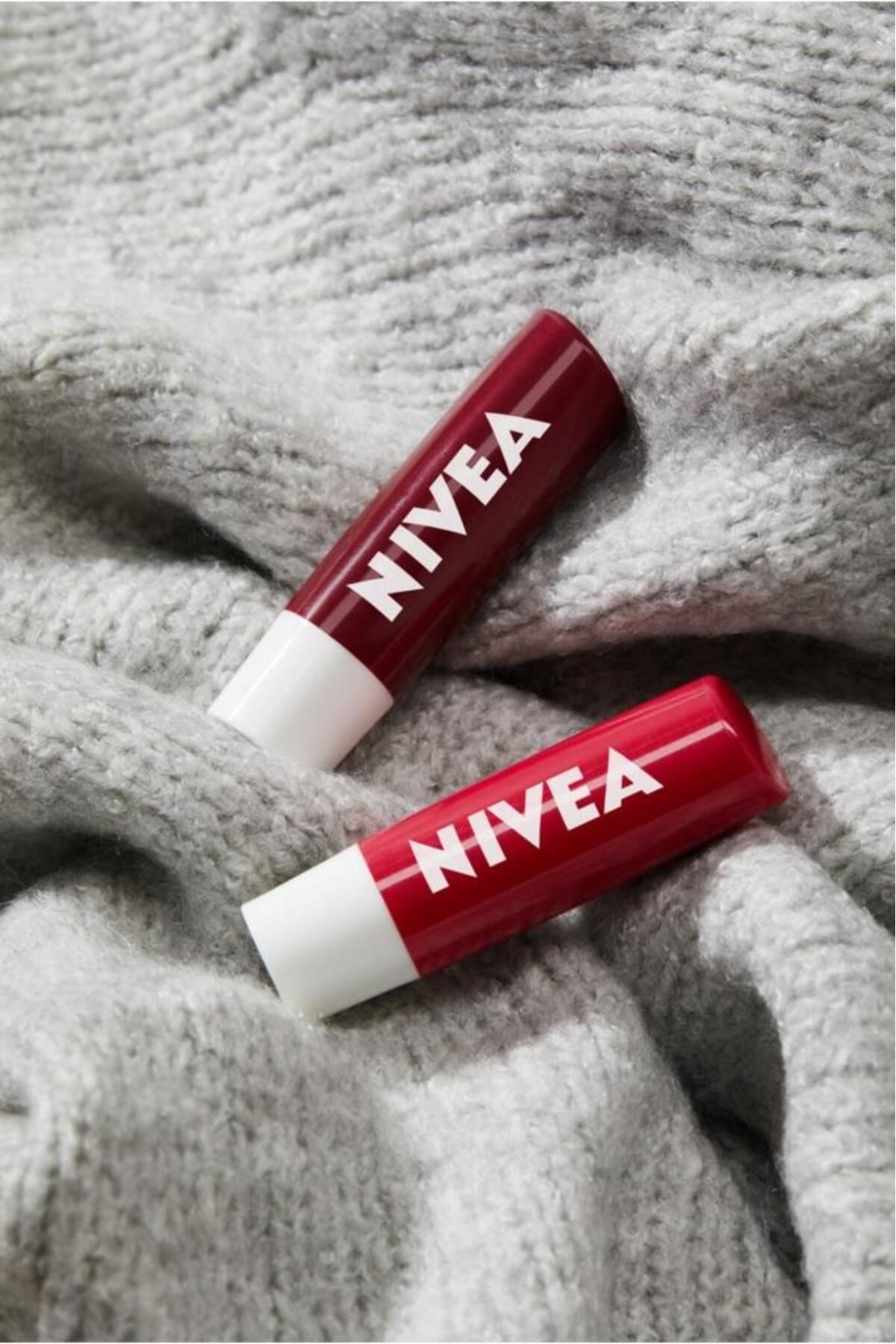 بالم لب رایحه گیلاس NIVEA حجم 4.8gr